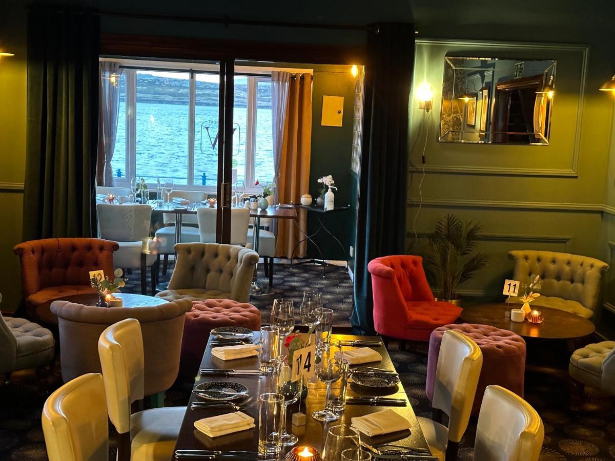 The Waterfront Boutique Hotel Stanley Exteriör bild