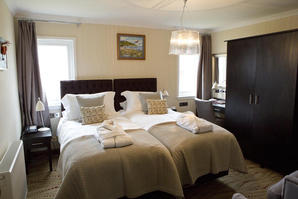 The Waterfront Boutique Hotel Stanley Exteriör bild